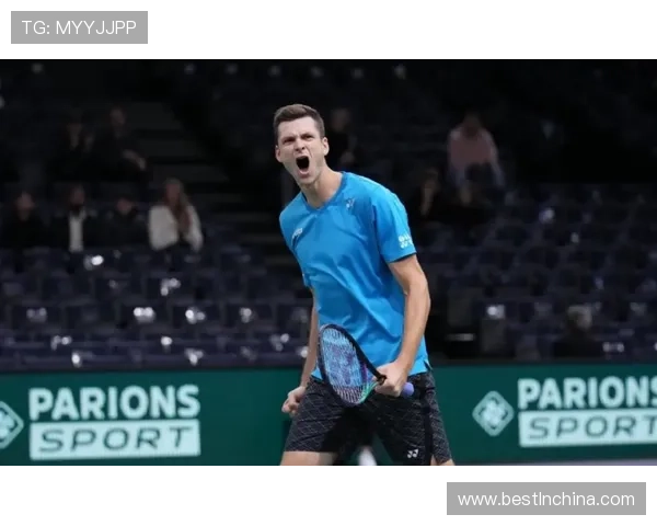 哈兰德本赛季持续展现进球机器本色,状态火热备受期待 哈兰德本赛季持续展现进球机器本色,状态火热备受期待