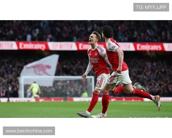 厄德高无球跑动与前插进攻解析