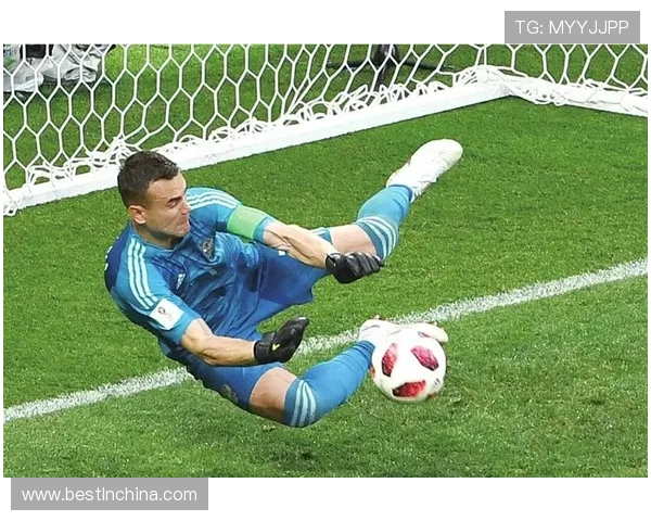 阿斯帕斯本赛季跑位与射术分析：灵活高效进攻风格解析